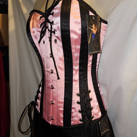 NEW Babylon tight lacing dead stock corset SMALL 24" - Picture 9 of 15